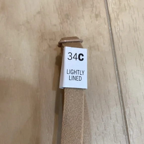 NWT VS PINK lightly lined T-shirt bra - Picture 4 of 11